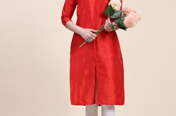kurti-red