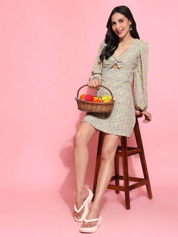 Stylish Above-Knee Women's Western Dress Ideal for Casual Everyday Wear - Image 4