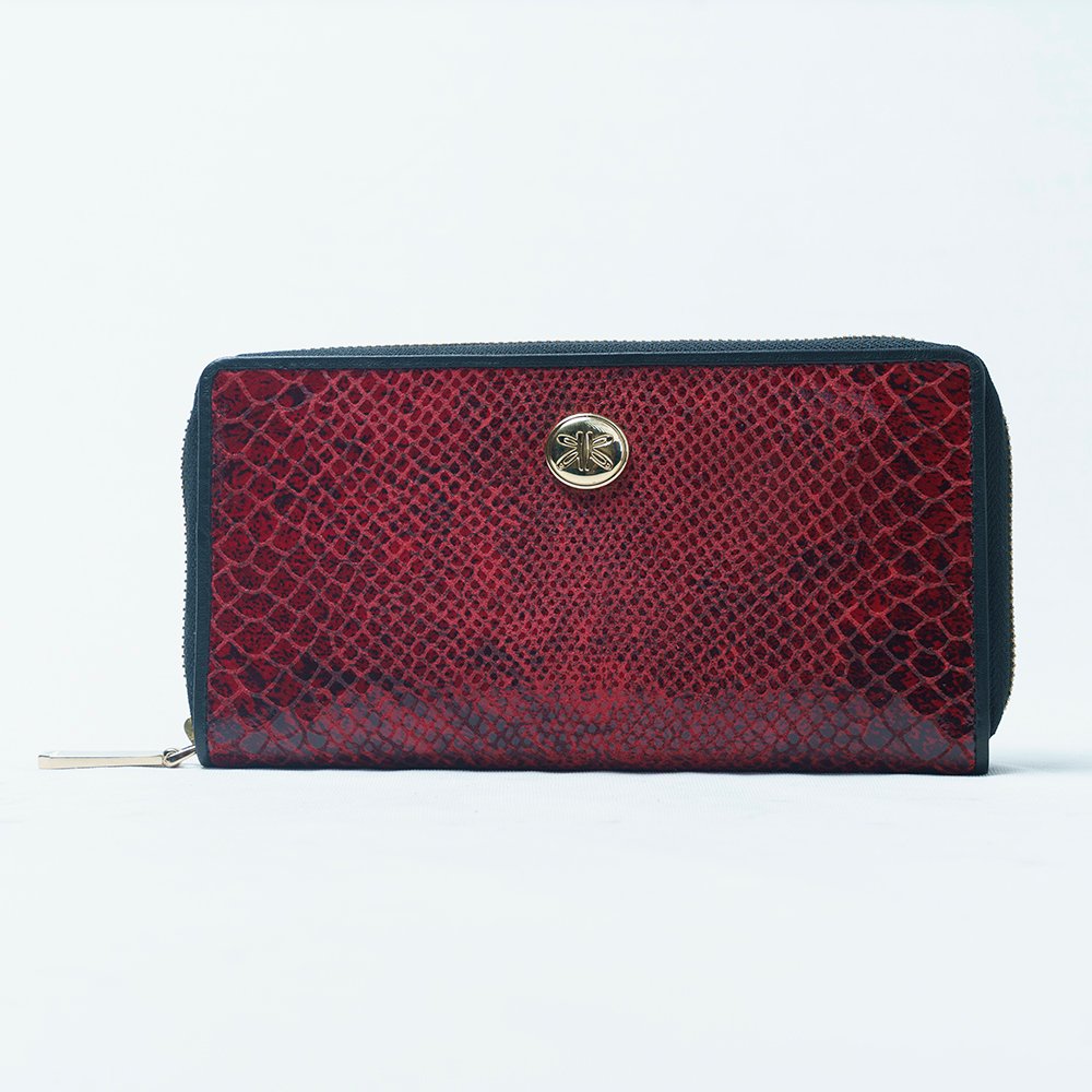 red-purse