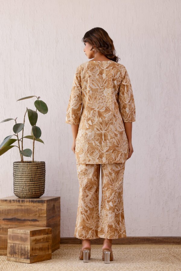 Brown Julee Cotton Printed Co-ord Set - Image 3