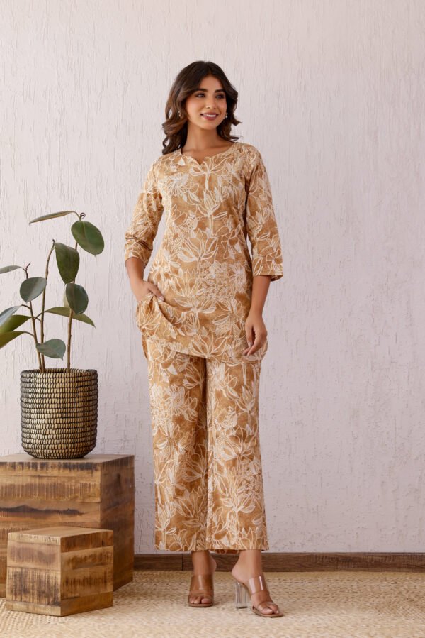 Brown Julee Cotton Printed Co-ord Set - Image 4