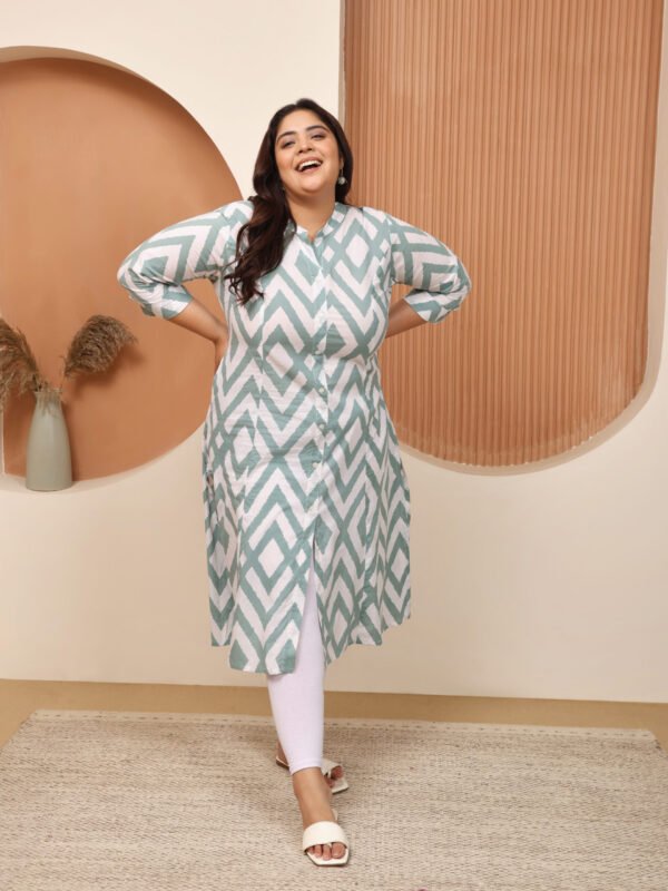 Plus Size BLUE Cotton Print Long Kurta - Image 2