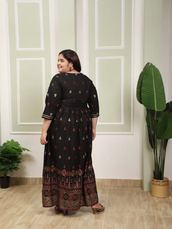 Plus Size Black Cotton Print Gown - Image 3