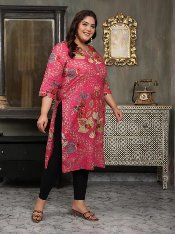 Plus Size Pink Cotton Print Long Kurti - Image 4