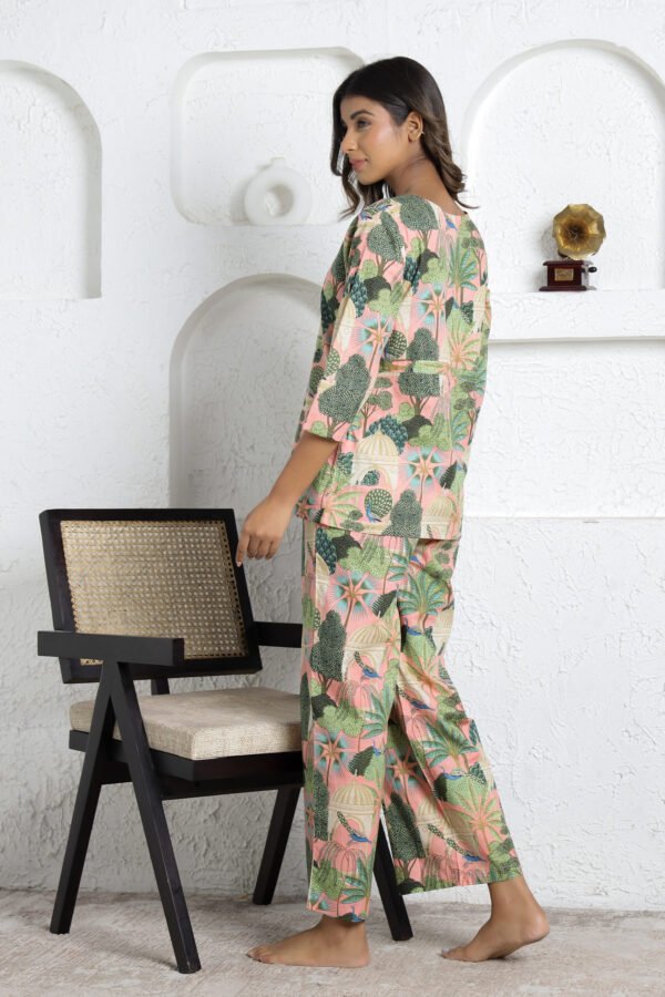 Tropical Print Women's Co-Ord Set - Stylish & Comfortable - Image 6