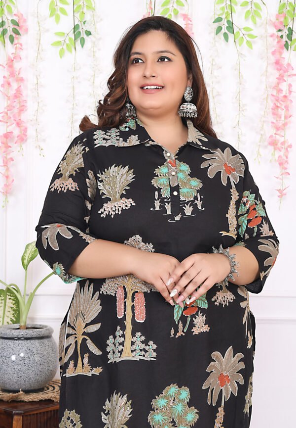 Plus Size Black Cotton Floral Print Embroidered Long Kurta - Image 7