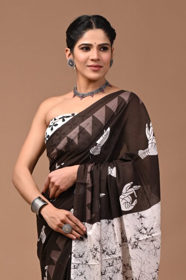 Printed Pure Cotton Mulmul Saree With Blouse - Image 3