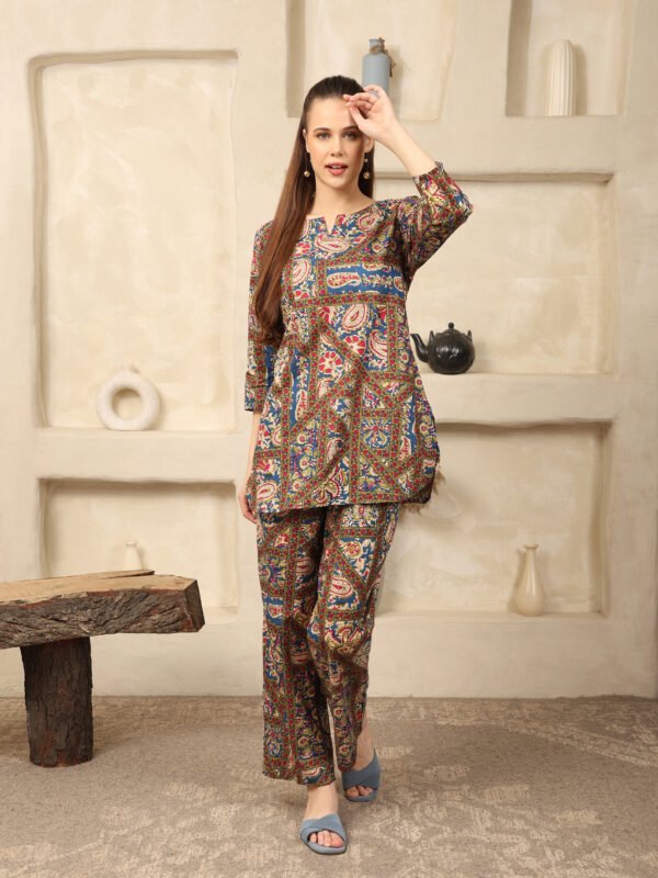 Top and Palazzos set - Image 3