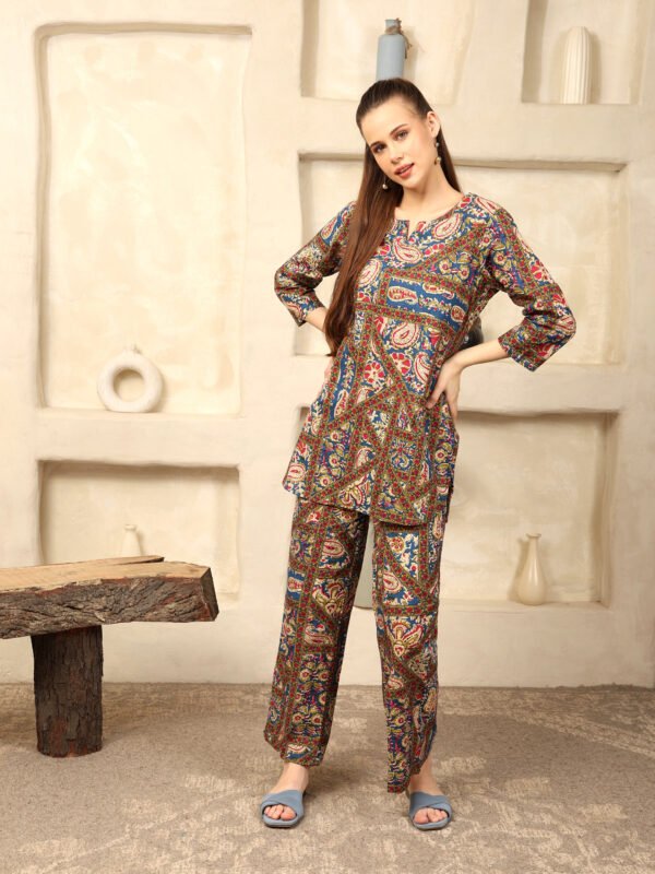 Top and Palazzos set - Image 5