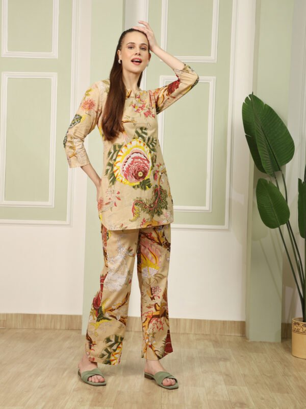 Top and Palazzos set - Image 3