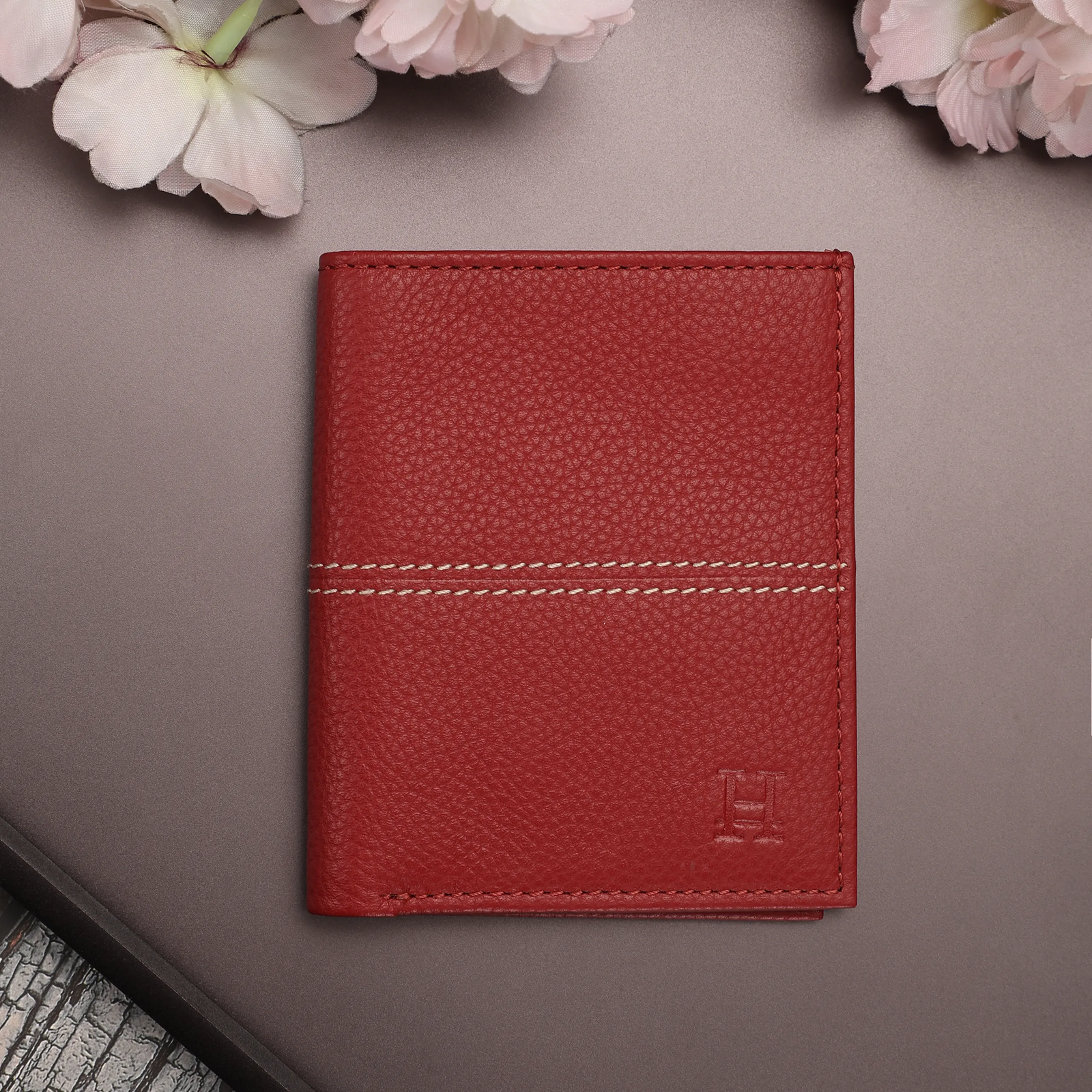 Red Bi Fold Business Cards Wallet