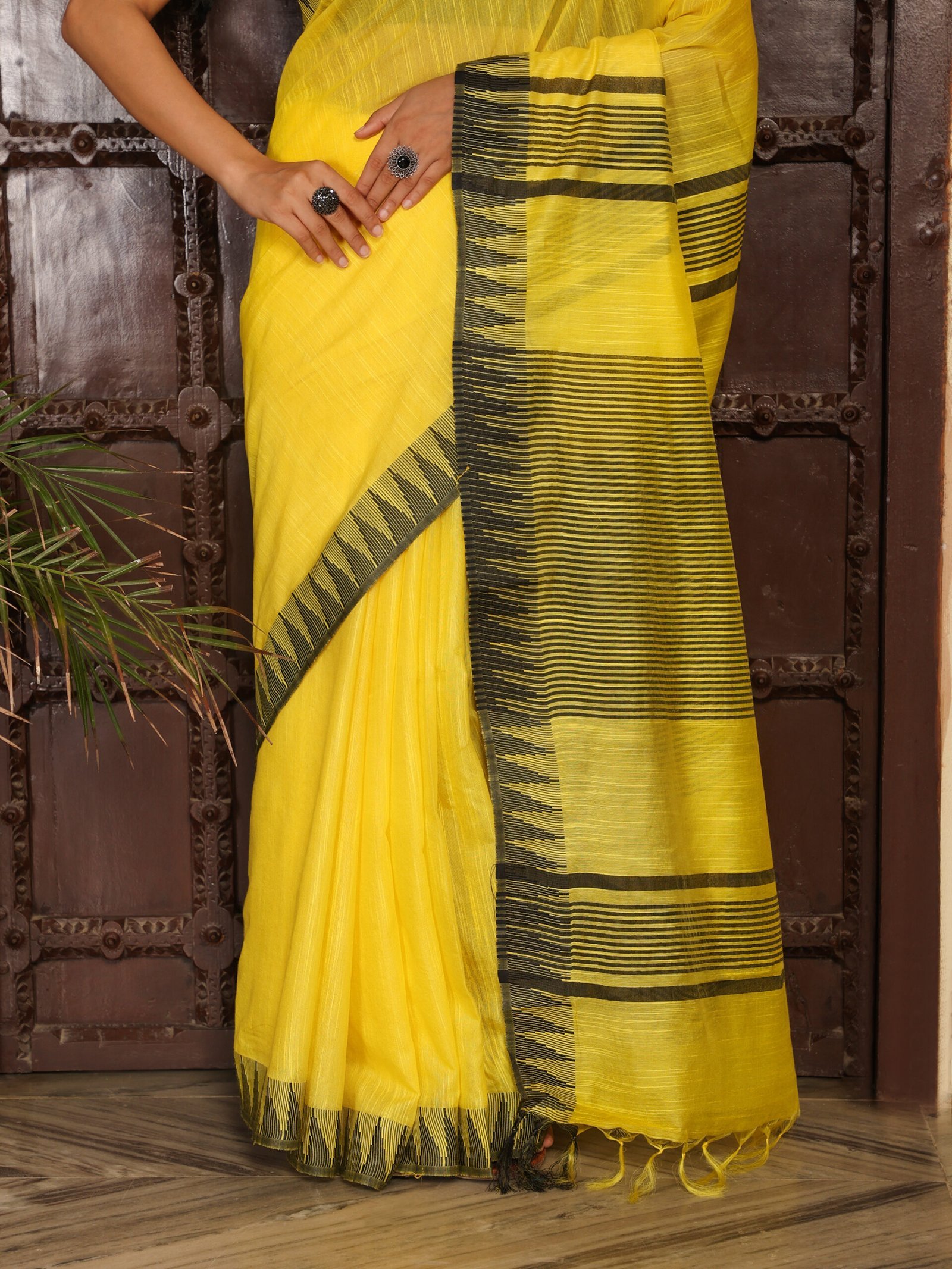 SOLID Saree - YELLOW - Image 10