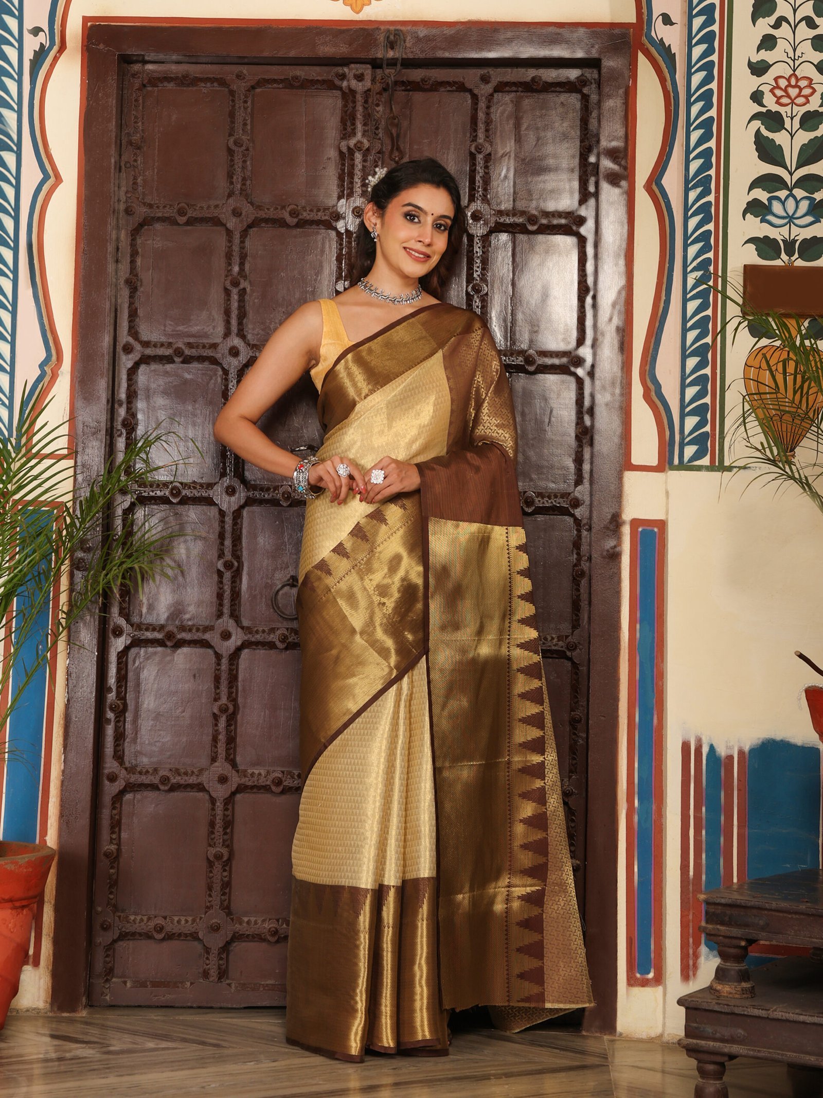 JACQUARD Saree - GOLDEN - Image 7