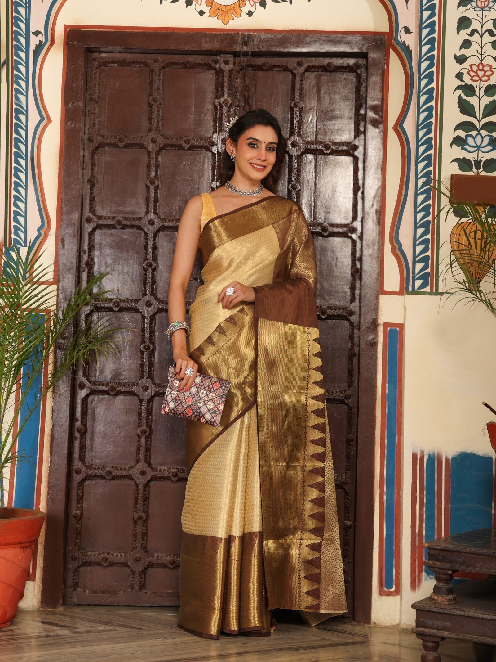 JACQUARD Saree - GOLDEN - Image 6