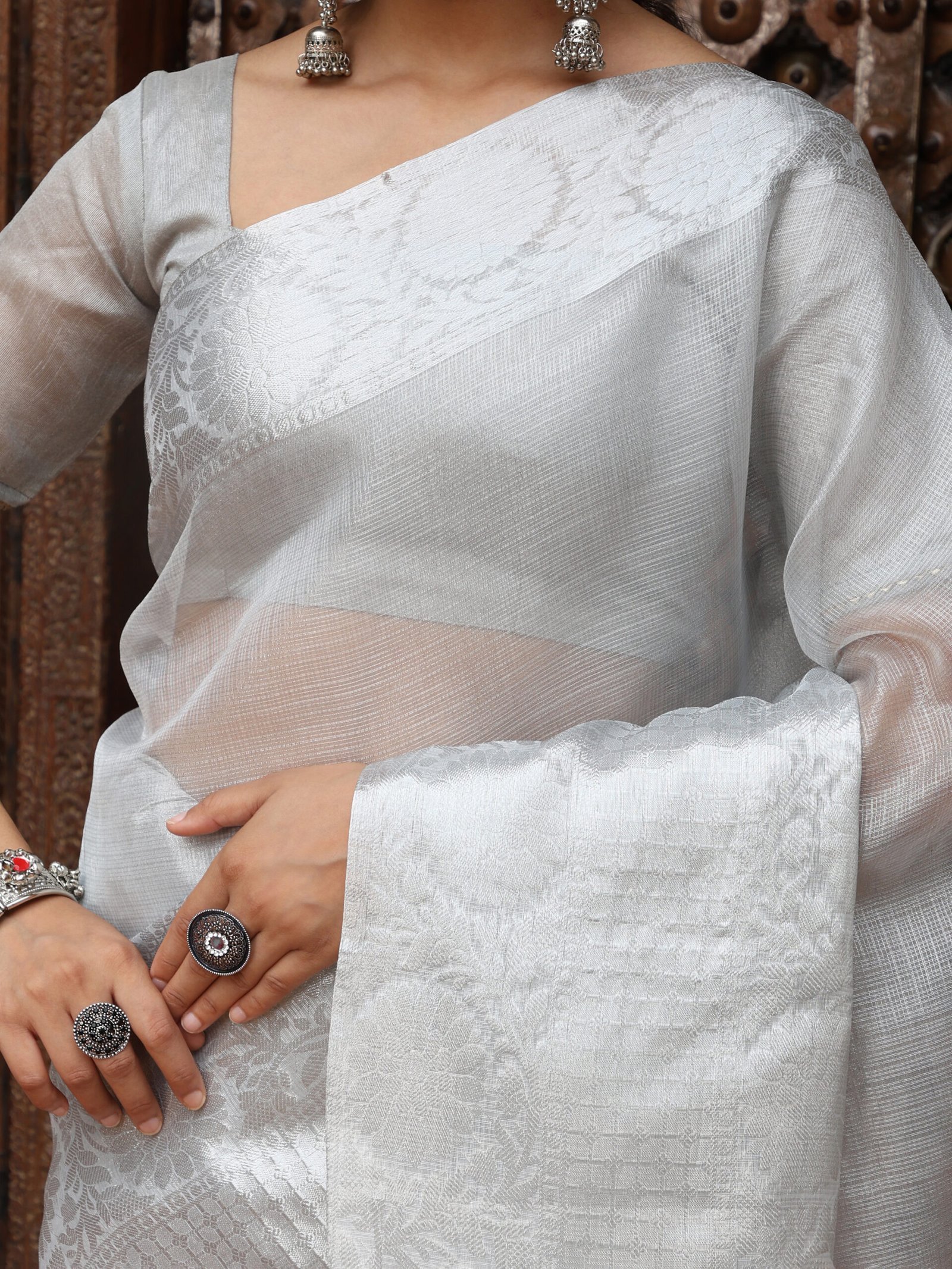 JACQUARD Saree - SILVER - Image 9
