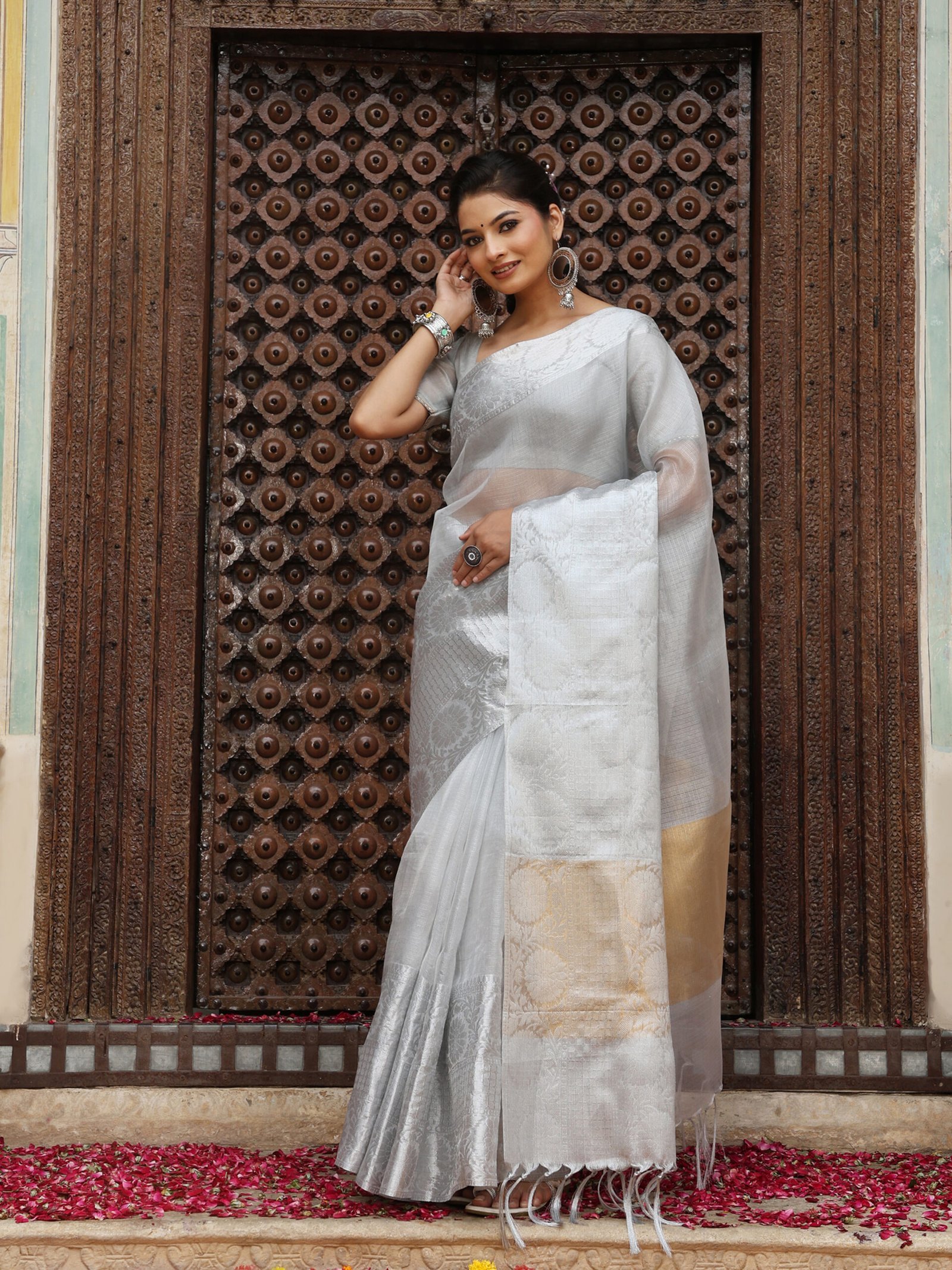 JACQUARD Saree - SILVER - Image 7
