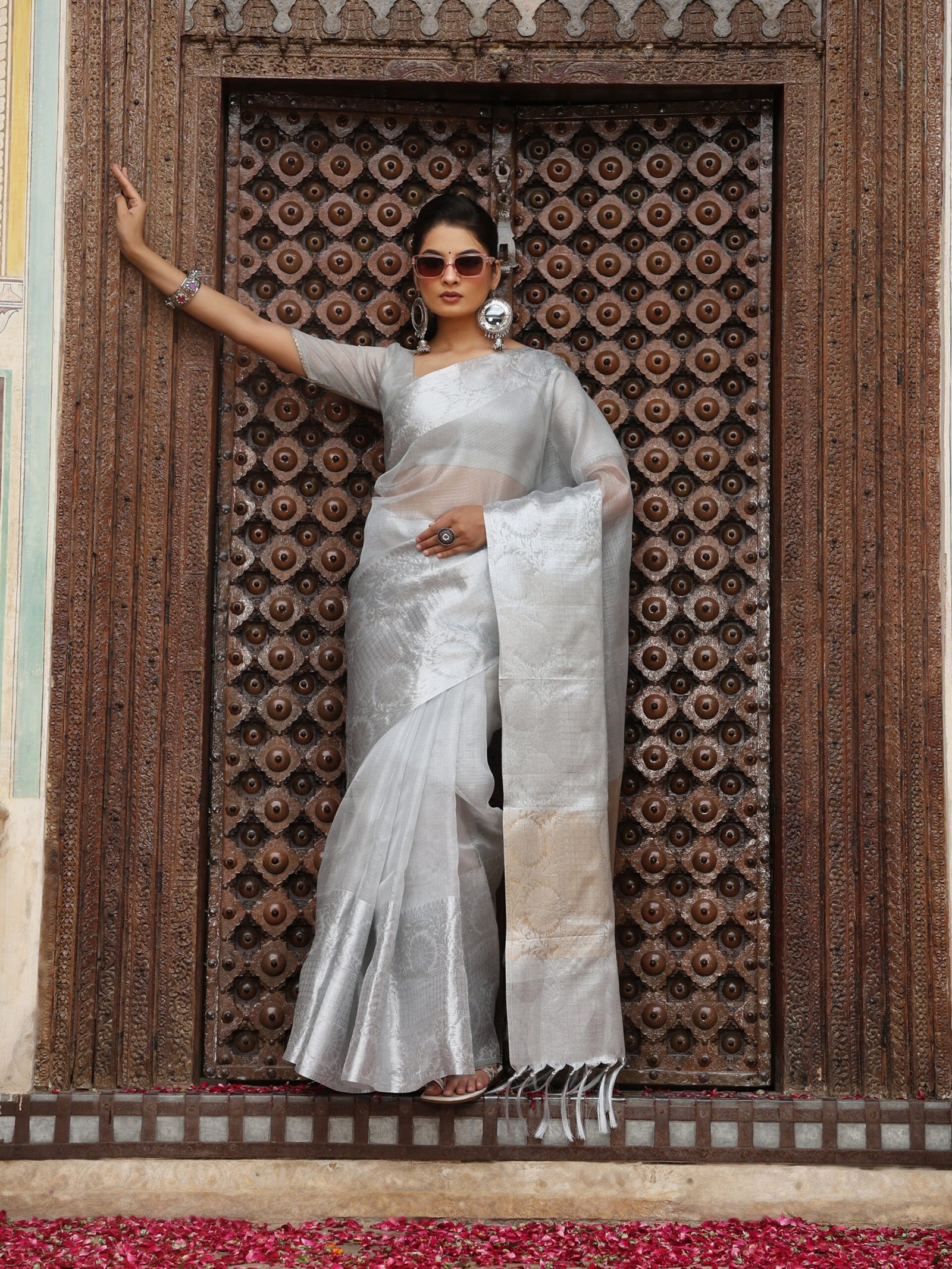 JACQUARD Saree - SILVER - Image 5