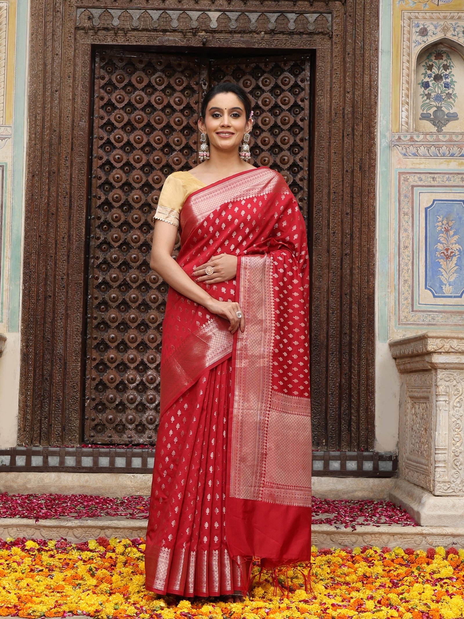 JACQUARD Saree - RED