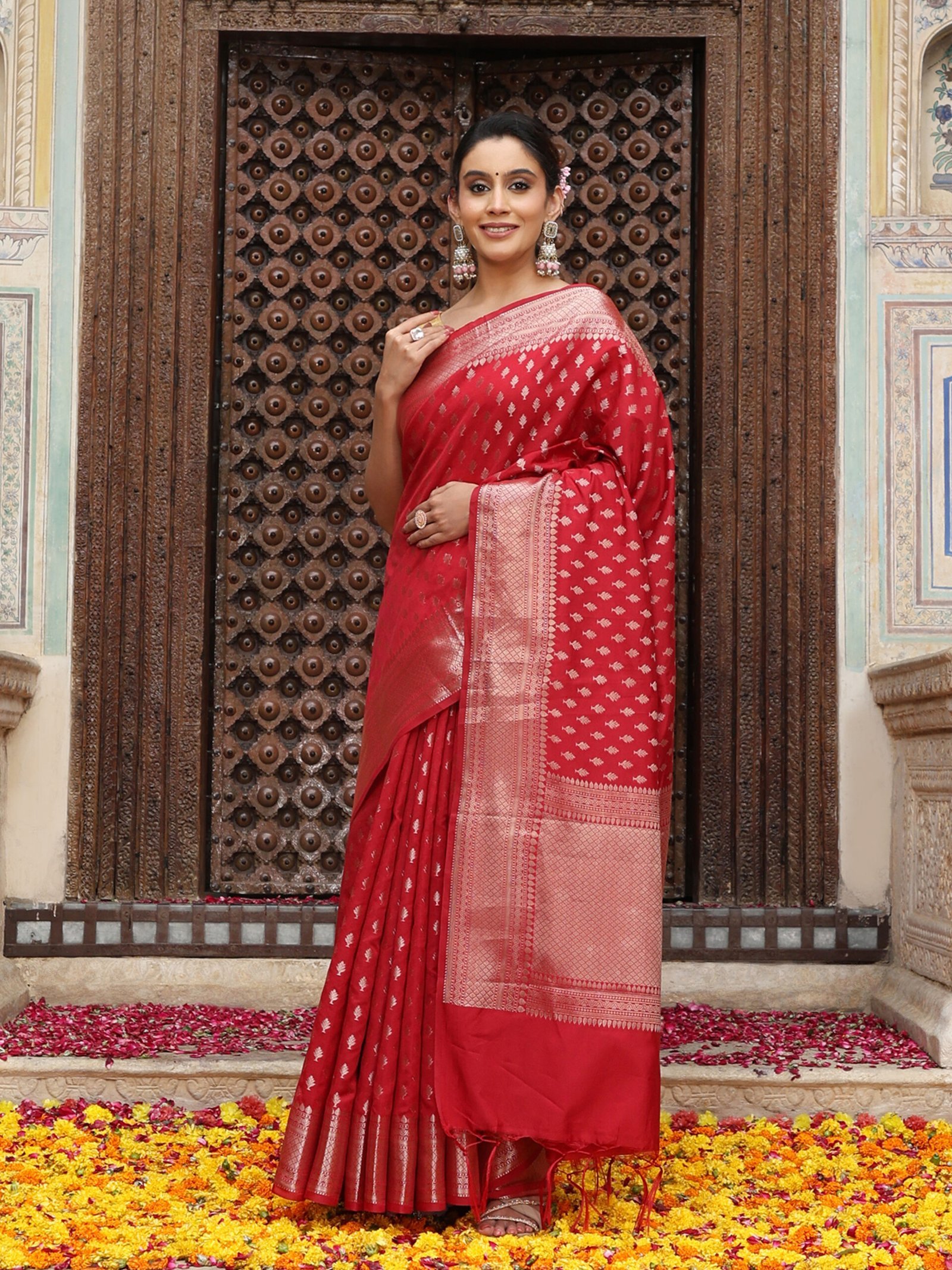 JACQUARD Saree - RED - Image 9