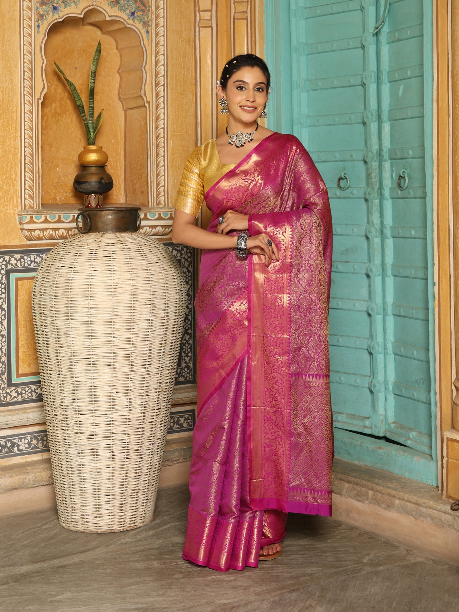 JACQUARD Saree - PINK - Image 8