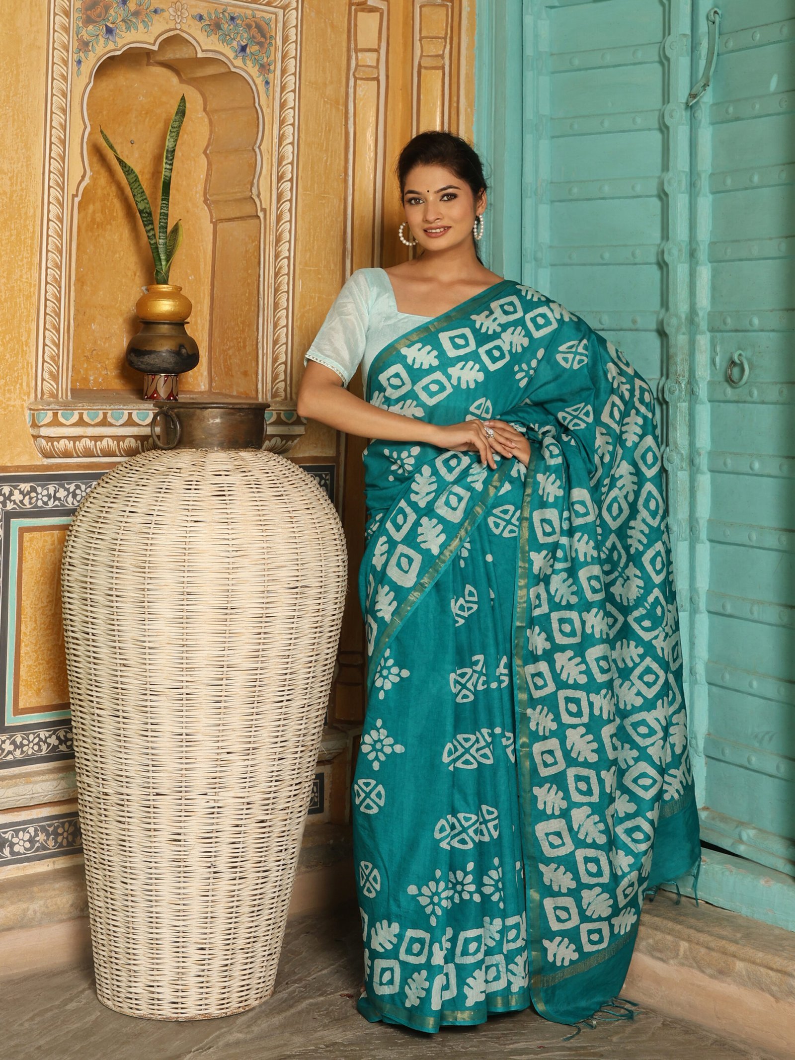 PRINT Saree - RAMA GREEN - Image 5