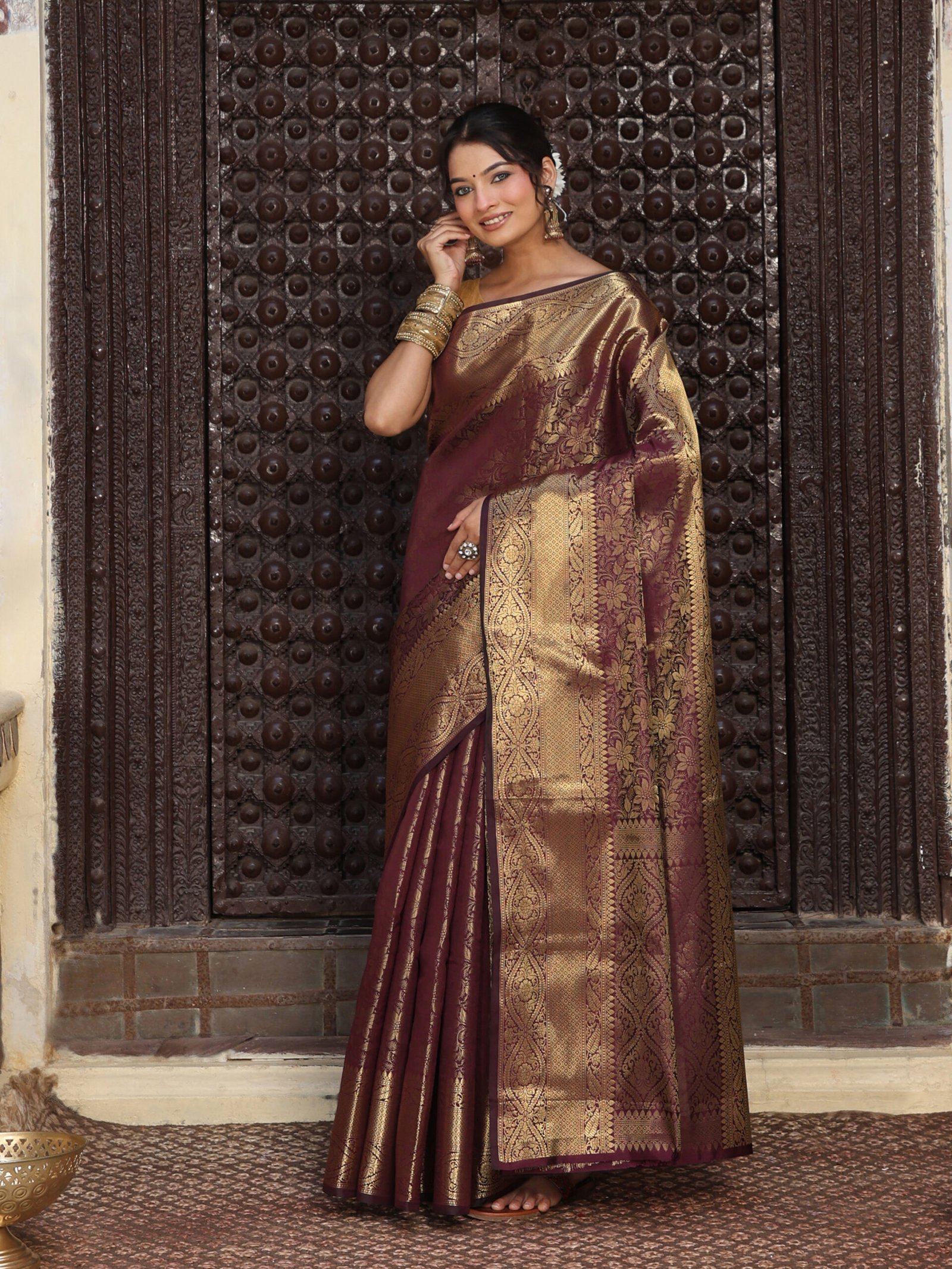 JACQUARD Saree - BROWN - Image 7