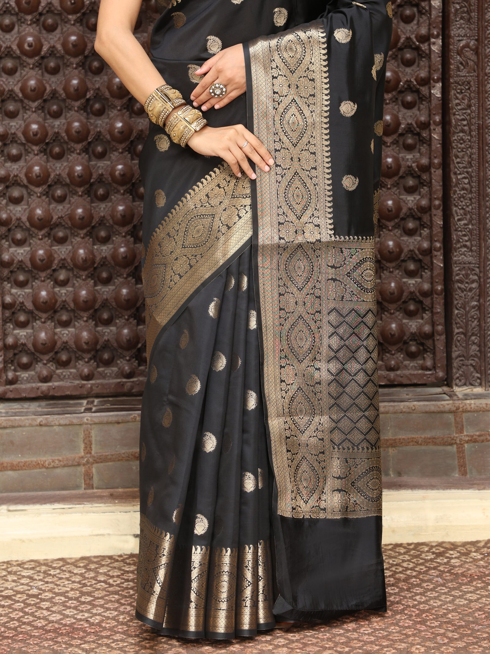 JACQUARD Saree - GREEN - Image 10
