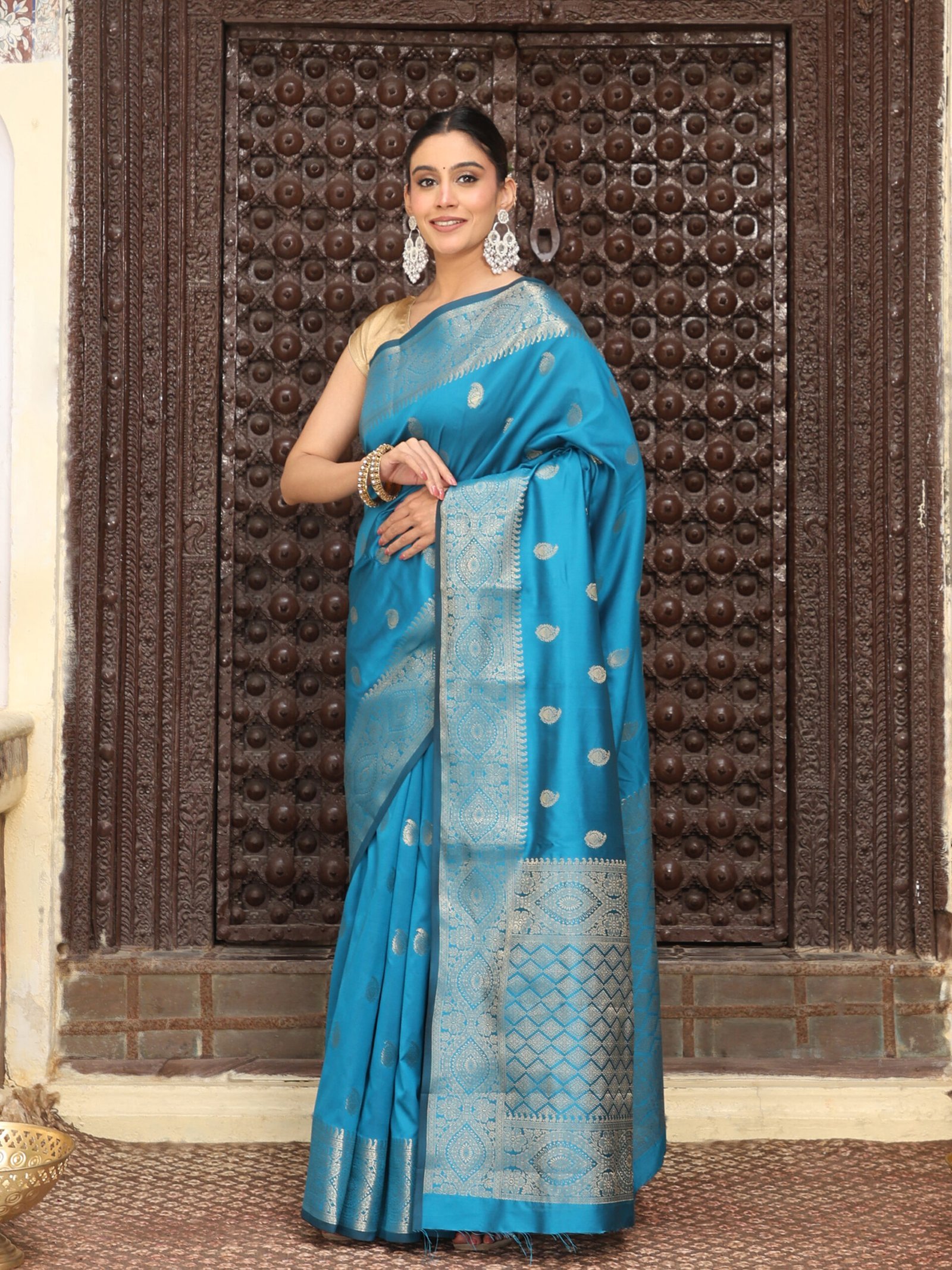 JACQUARD Saree - BLUE - Image 7