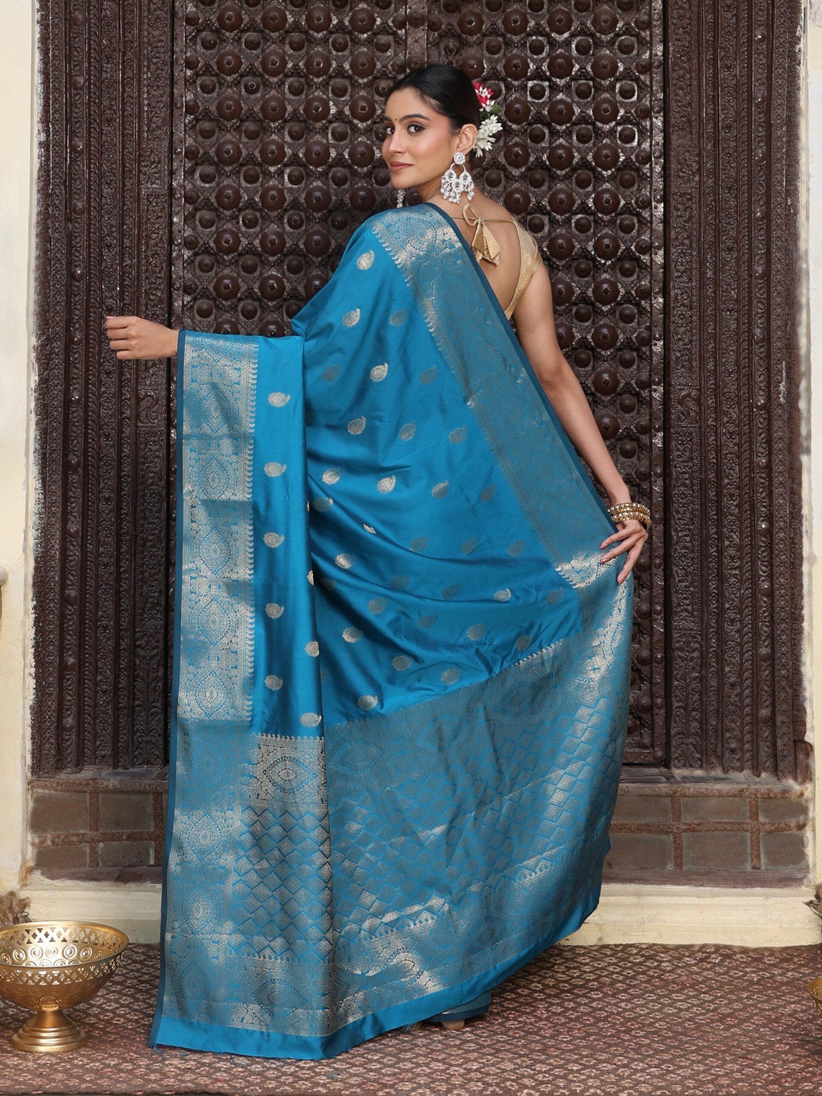 JACQUARD Saree - BLUE - Image 3