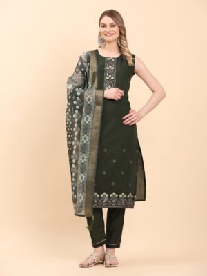 Classic Green Embellished Kurta with Organza Dupatta