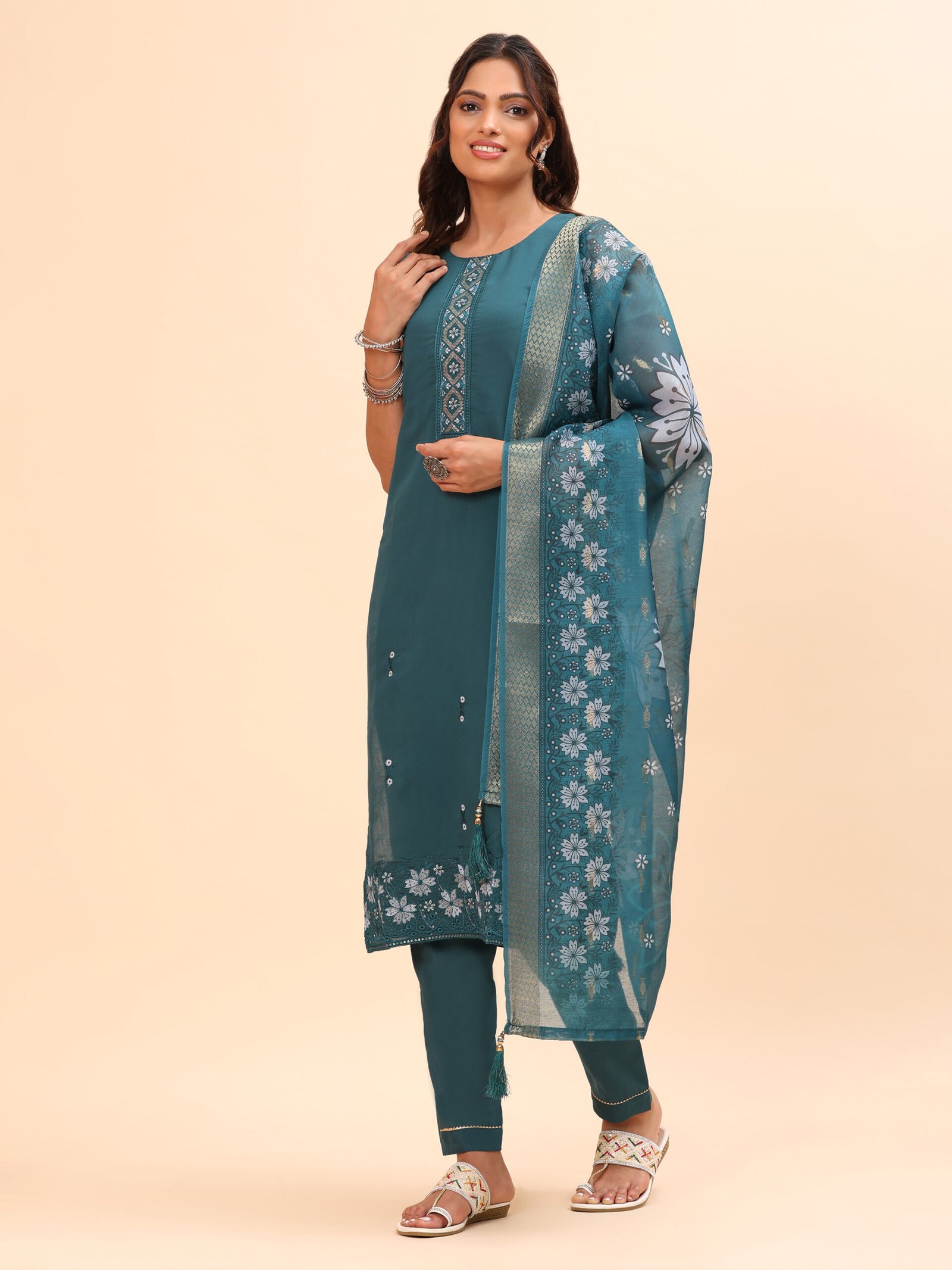 Teal Elegance Embroidered Kurta with Organza Dupatta - Image 3
