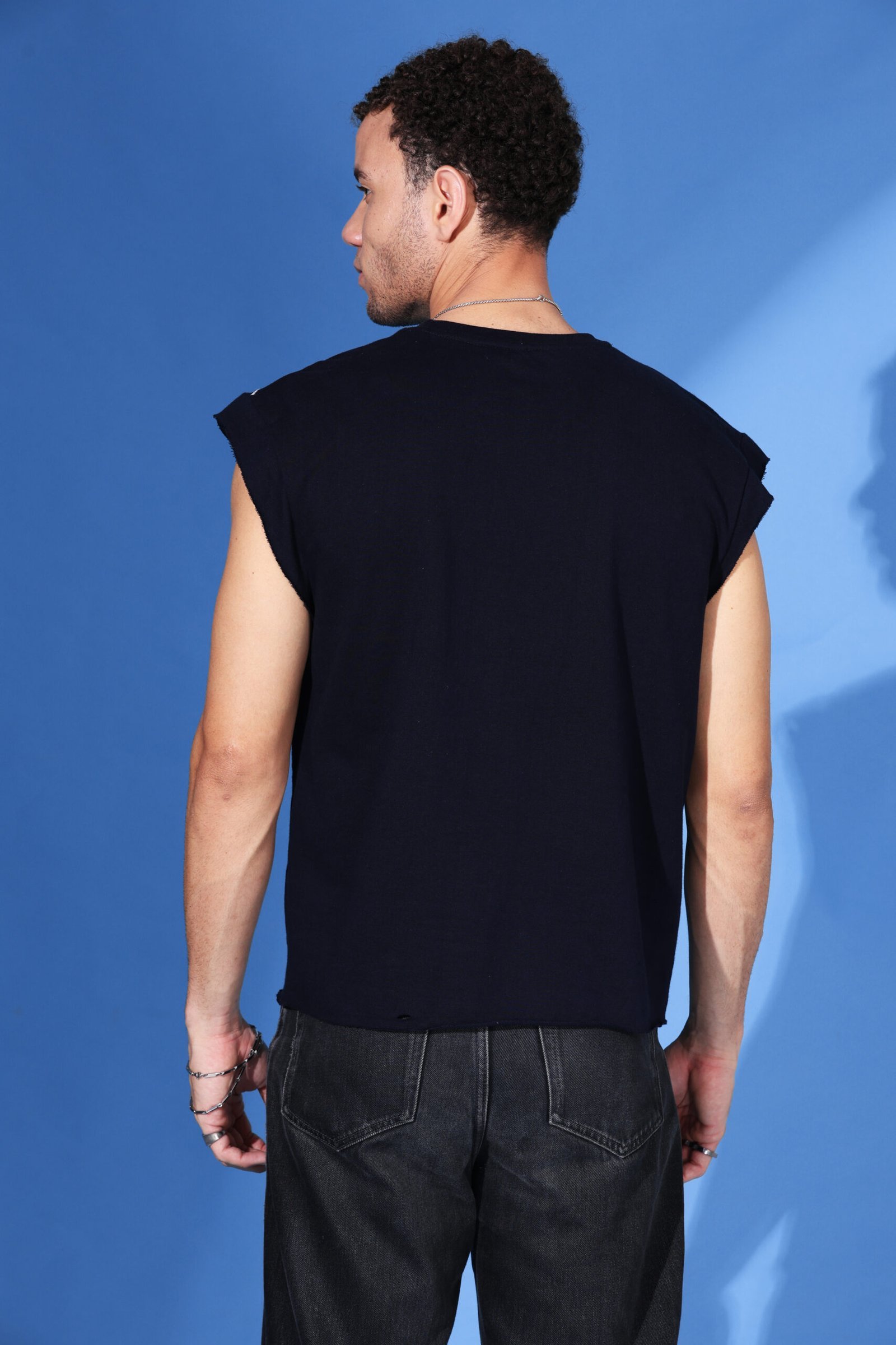 Loose Fit Awara Vest Top - Image 7