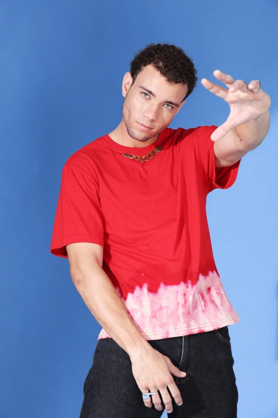 Red Blanch Statement Chain T shirt