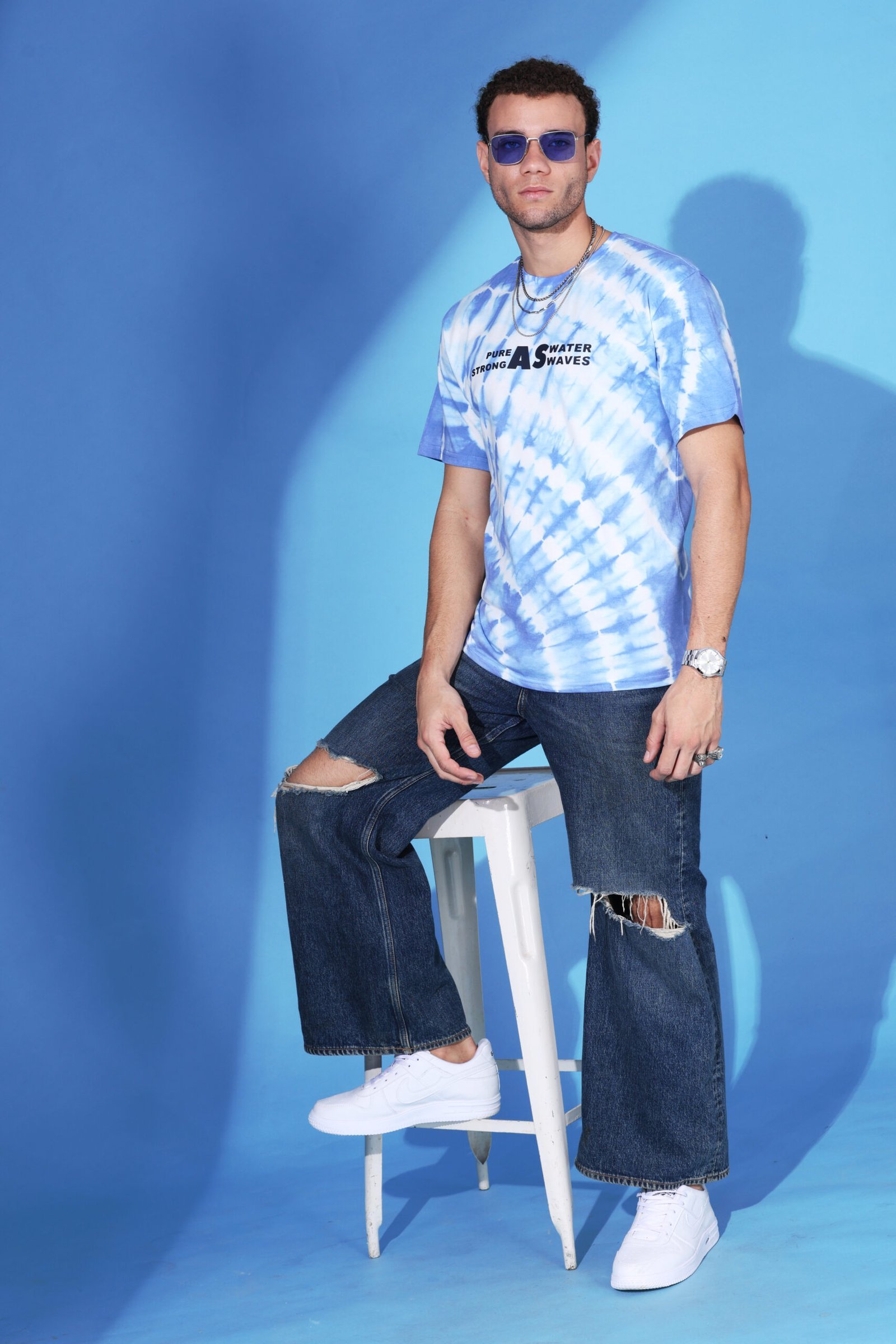 Blue Sunburst T shirt - Image 4