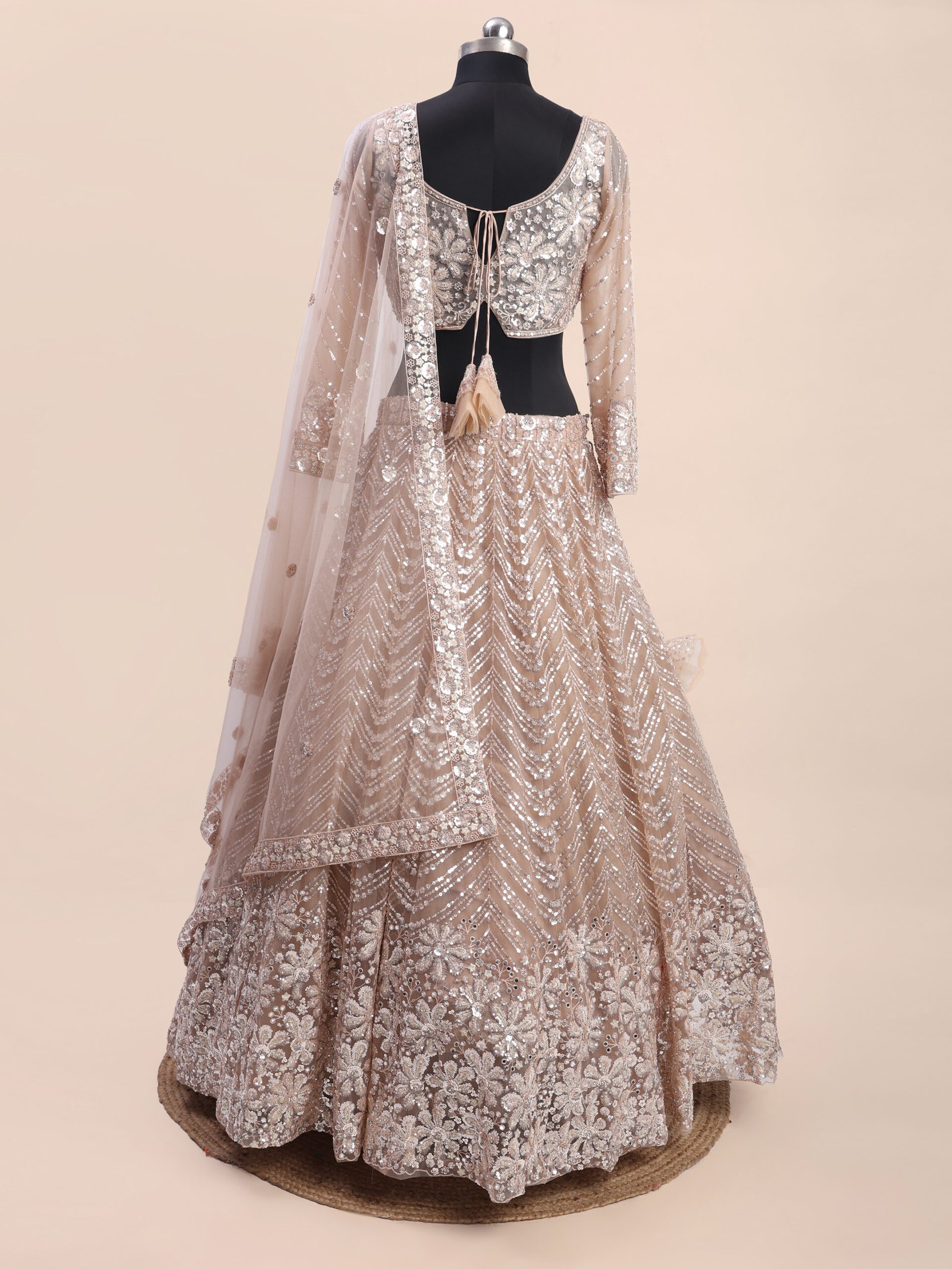 Elegant bridal lehenga for wedding - Image 5