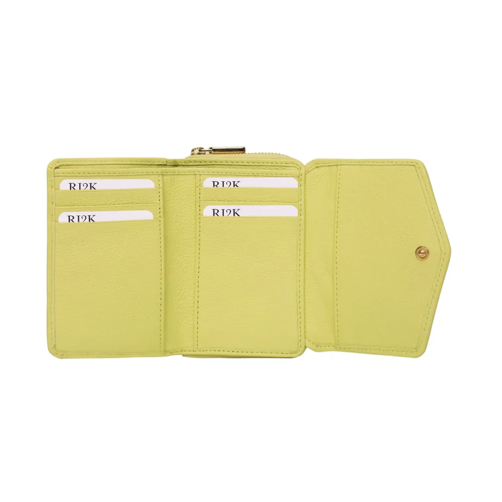 Lime Pleated Leather Bi Fold Purse - Image 3