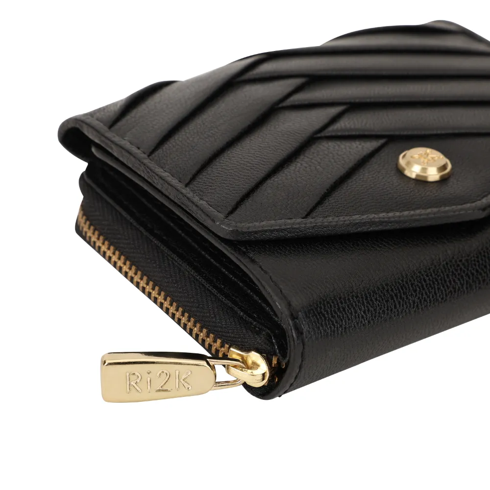 Black Pleated Leather Bi Fold Purse - Image 6