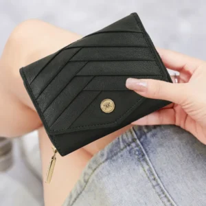 Green Pleated Leather Bi Fold Purse