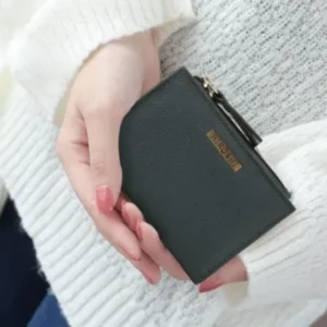 Yokohama Minimal Green Purse