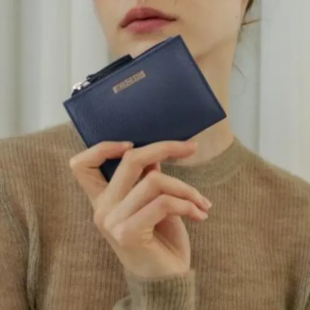 Yokohama Minimal Navy Purse