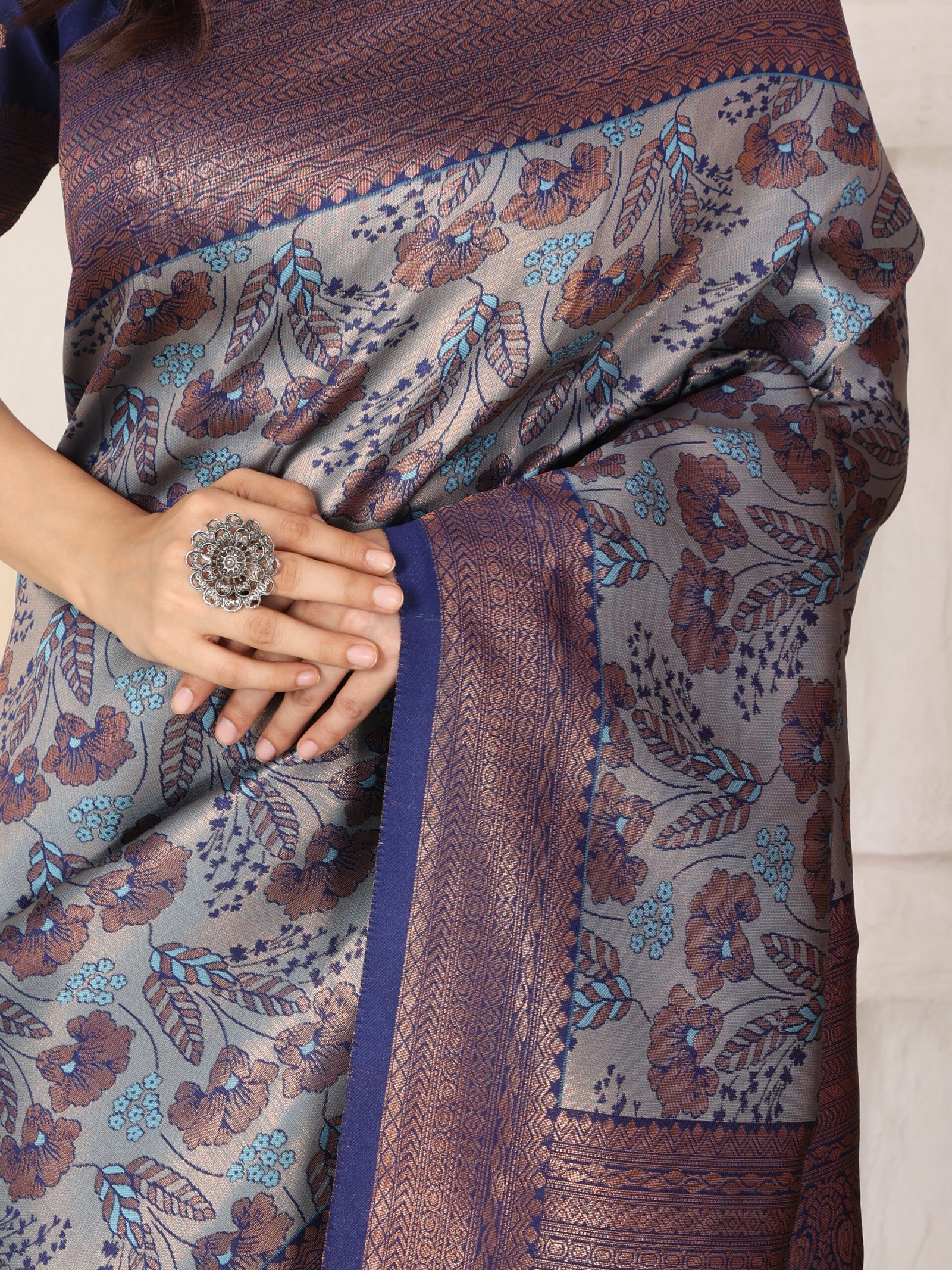 Banarsi Komal Sky Blue Silk Printed Saree - Image 4