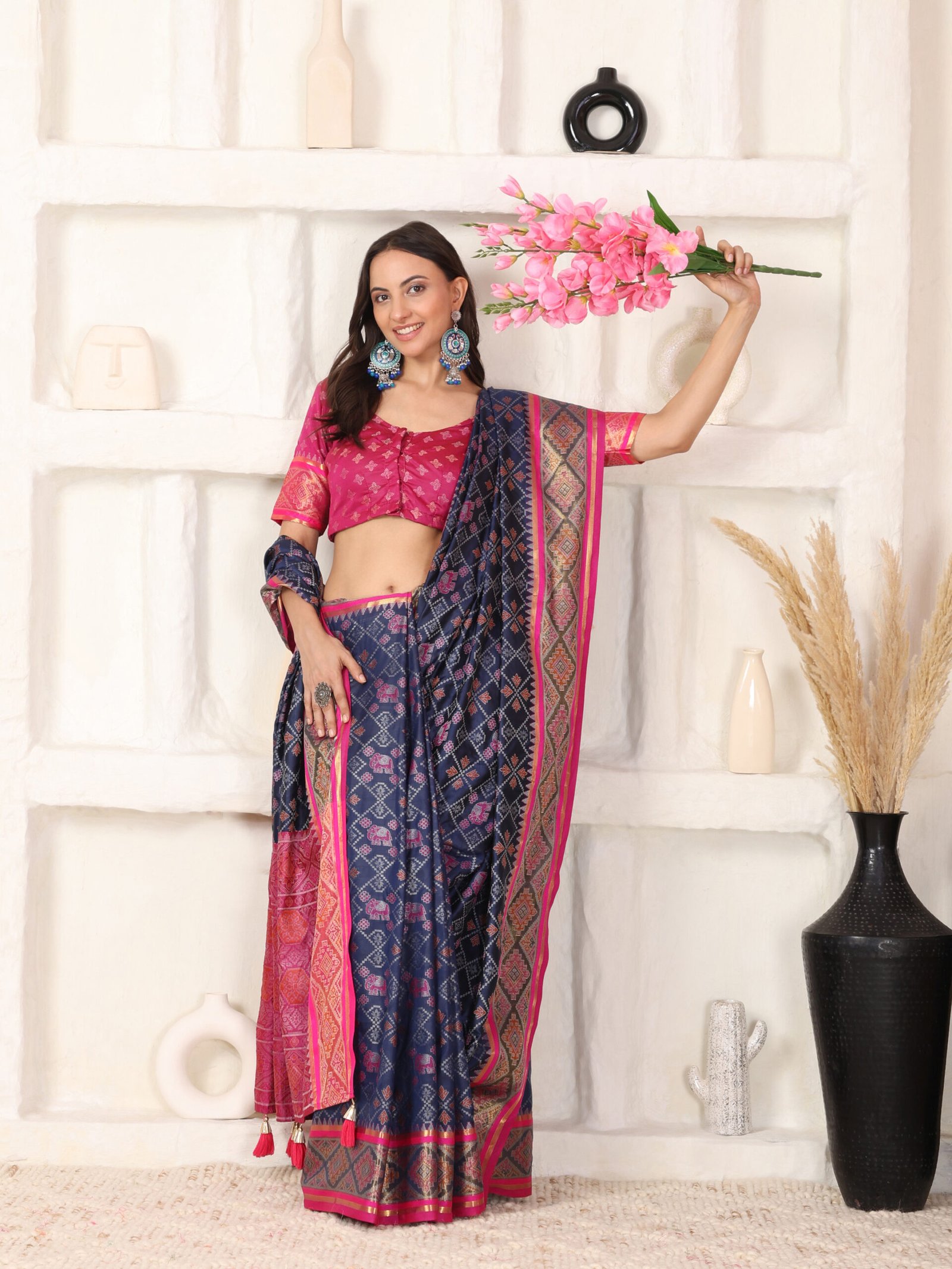 Banarasi Patola Hathi Blue Printed Silk Saree - Image 5