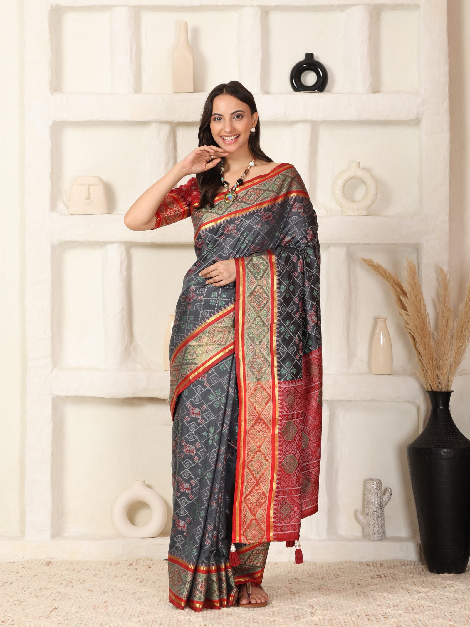 Banarasi Hathi Grey Printed Silk Saree