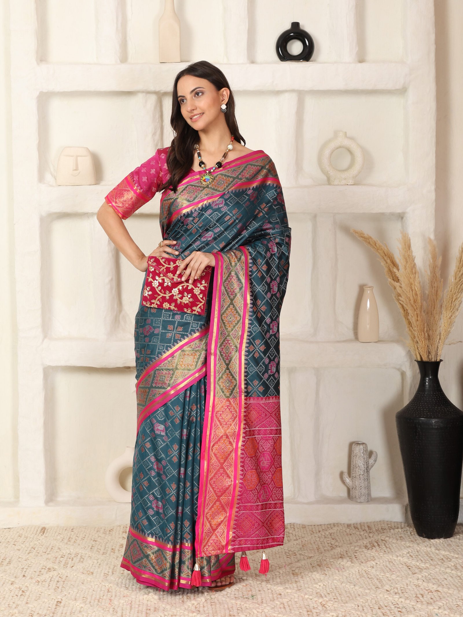 Banarasi Patola Hathi Morpeach Silk Saree - Image 5