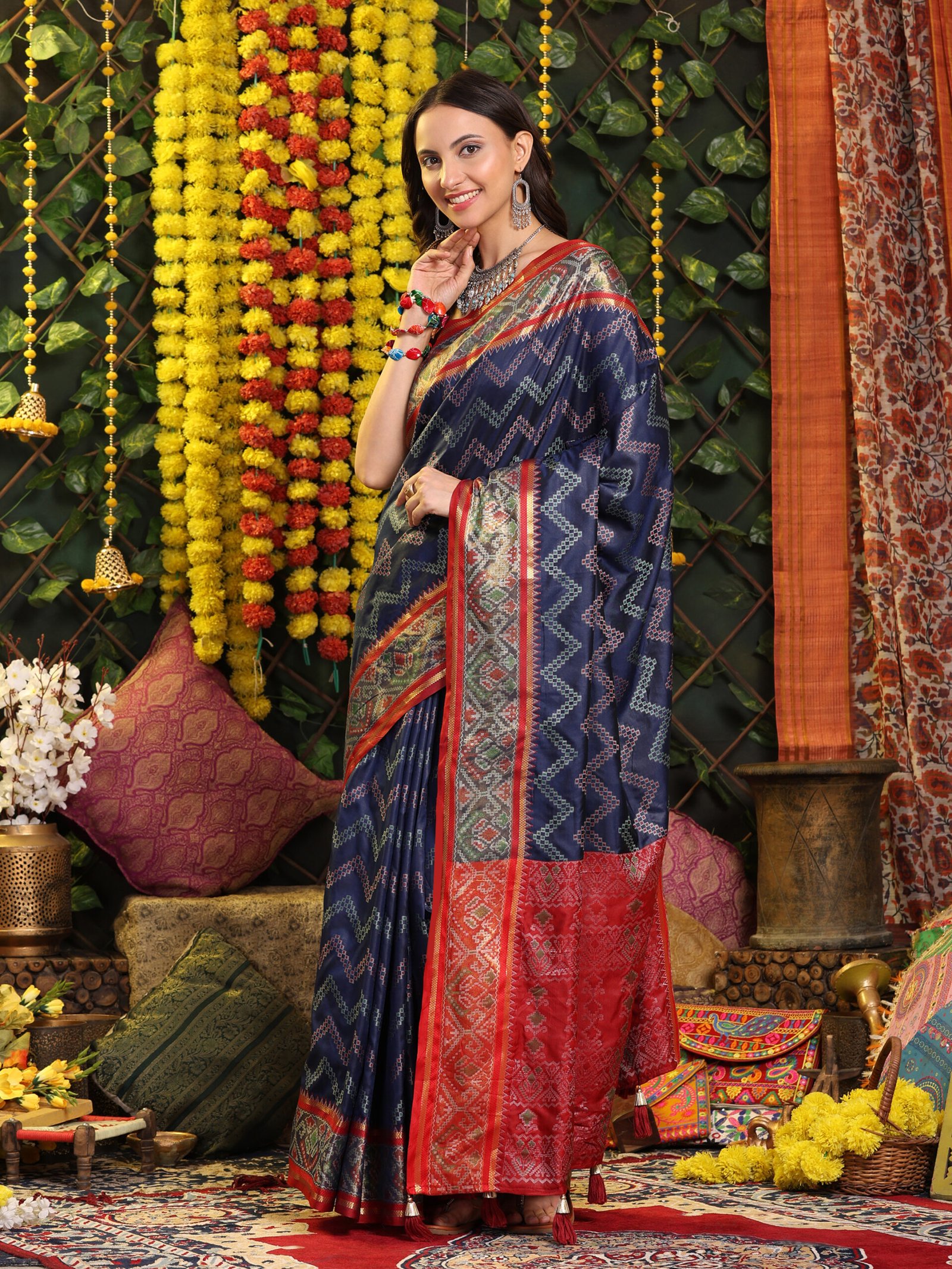 Banarasi Patola Zik Zak Printed Blue Silk Saree - Image 4