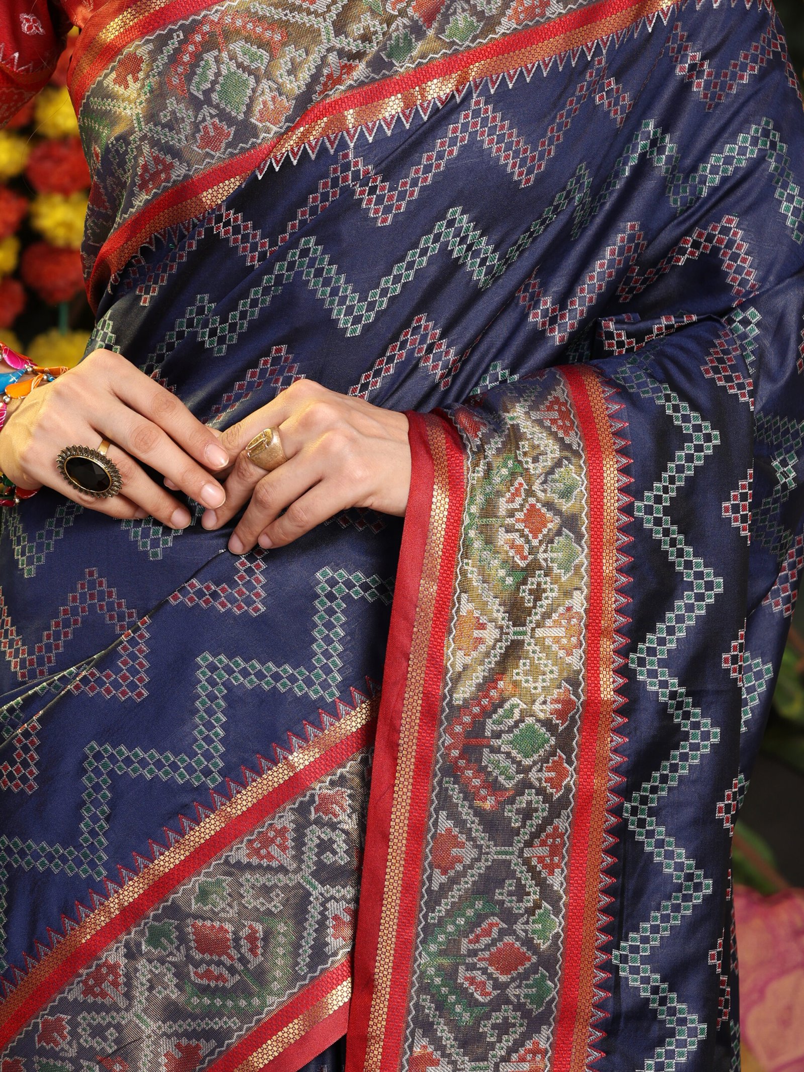 Banarasi Patola Zik Zak Printed Blue Silk Saree - Image 5