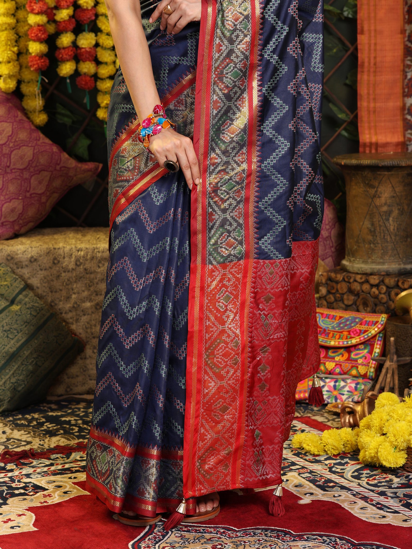Banarasi Patola Zik Zak Printed Blue Silk Saree - Image 6