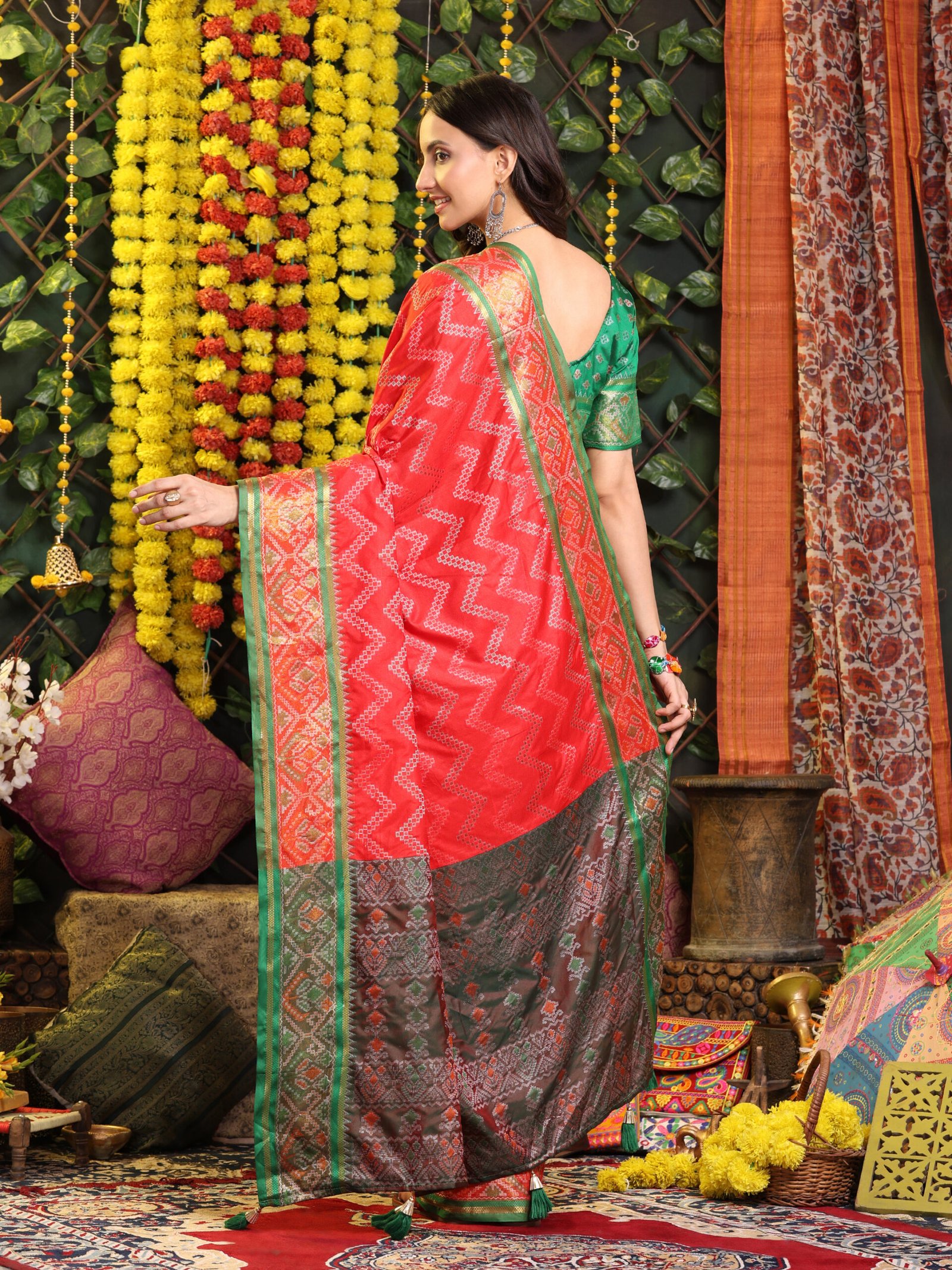 Banarasi Red Zik Zak Printed Silk Saree - Image 2
