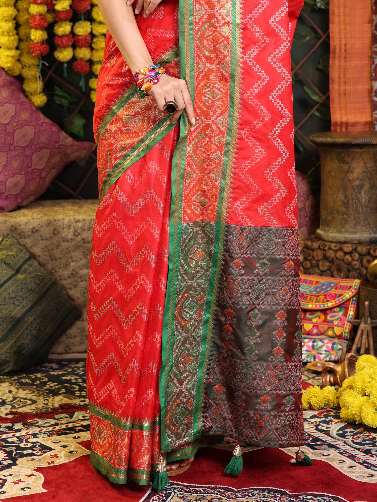 Banarasi Red Zik Zak Printed Silk Saree - Image 7