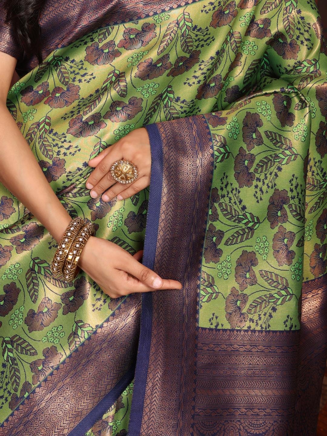 Banarasi Green Crafted Silk Party Wear Saree - Image 6